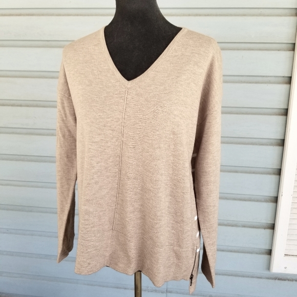 Renuar sweater top with side zipper detail, super soft, comfy sz M - Picture 2 of 7